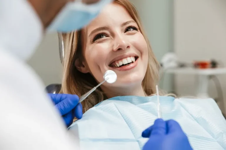 Contacto Clínica dental en Viladecans