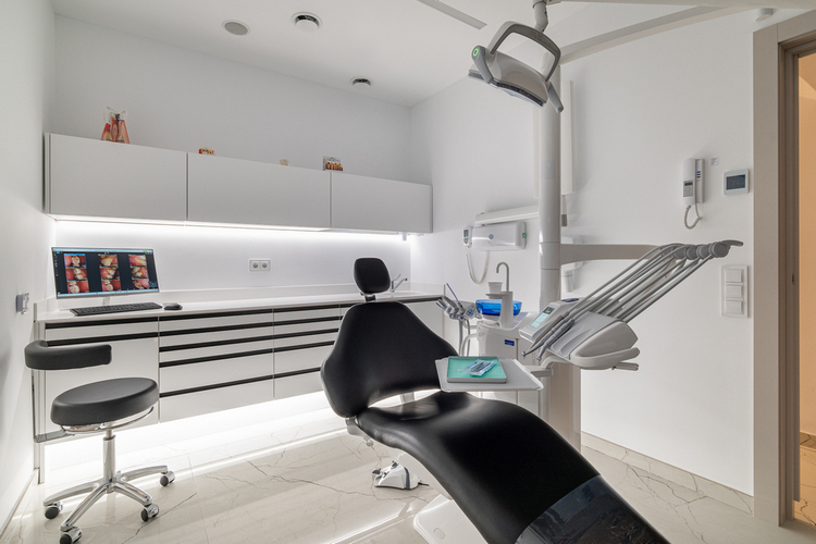 box de clínica dental ballester